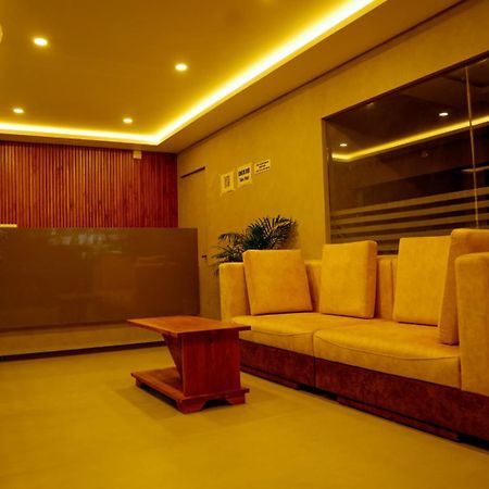 Vaduvanchal Jayalakshmi Residency酒店 外观 照片